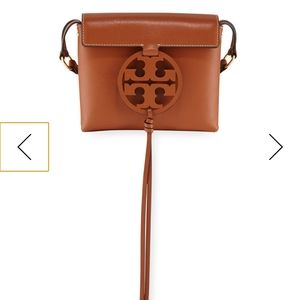 TORY BURCH CAMELLO CROSSBODY W LASER CUT LOGO